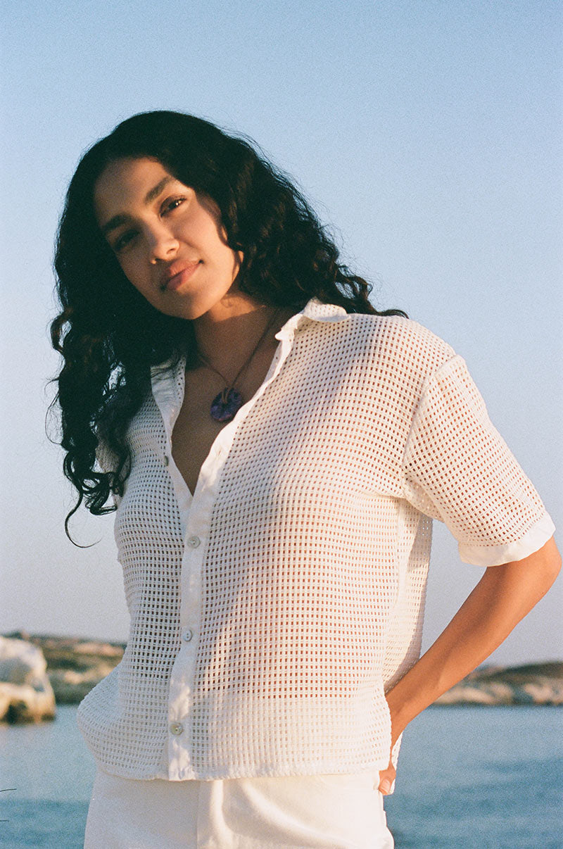 Beach-wear off-white collared shirt