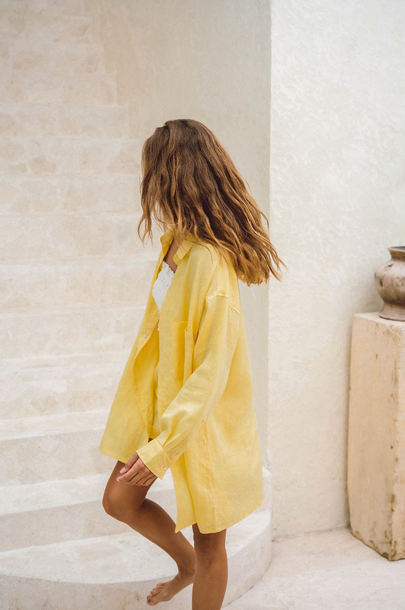 Loose-fitted button up women&#39;s shirt dress - light yellow linen