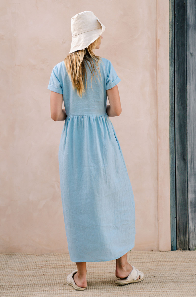 Long baby doll blue linen midi dress